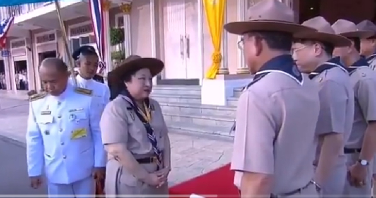 พระกรุณาธิคุณล้นพ้น.."พระองค์โสมฯ"ทรงห่วงใย 13 ชีวิตทีมหมูป่าติดในถ้ำลึก ตรัสฝากกำลังใจทีมปฏิบัติภารกิจ..ภาวนาหาให้เจอโดยเร็ว