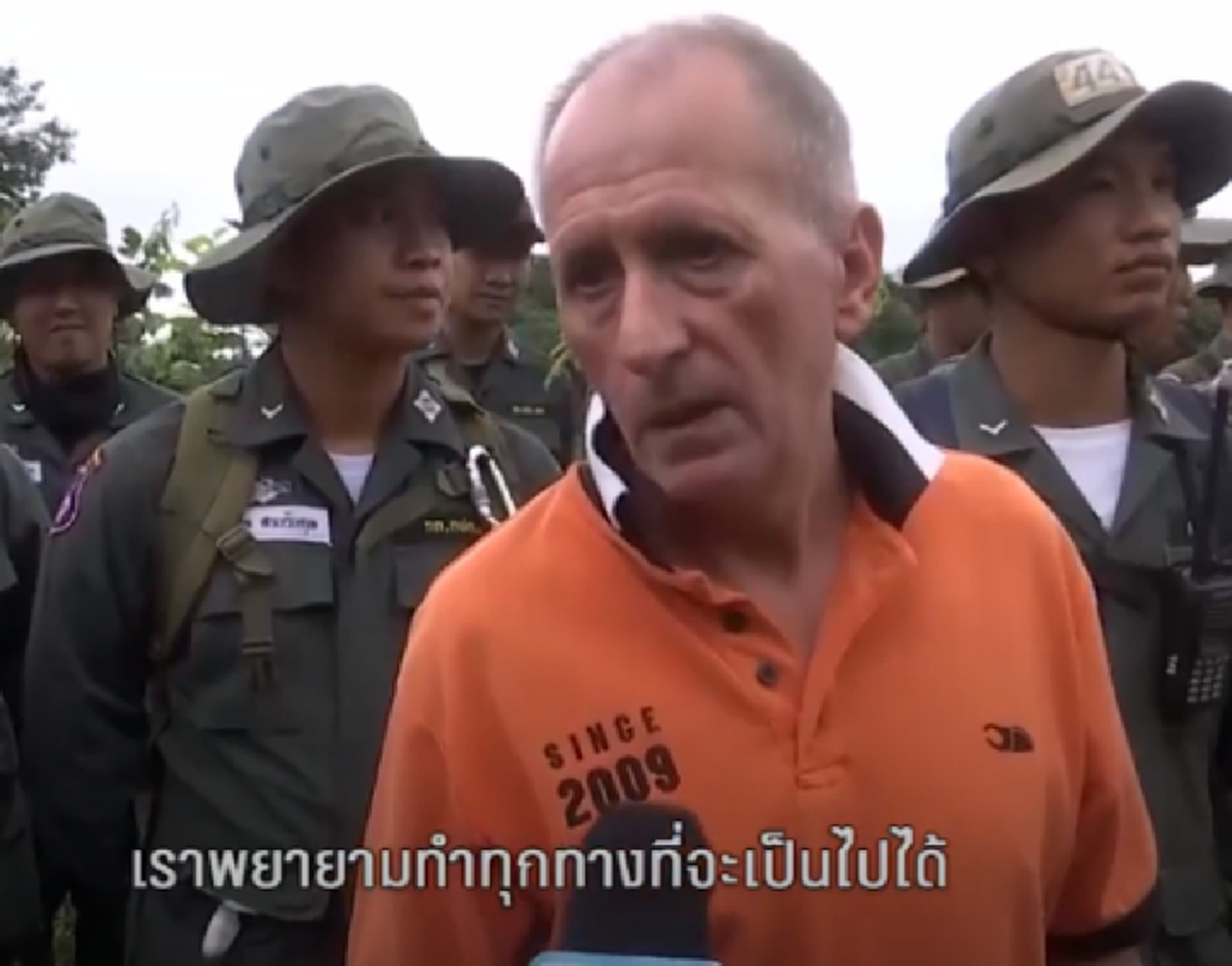 *สุดตื้นตัน!!! เปิดข้อความแรก "เวิร์น อันสเวิร์ธ" หลังทราบข่าวดี "ทีมหมูป่า" 13 ชีวิต ปลอดภัย ในสภาพหน้าตาอิดโรย #ถ้ำหลวง!!! (รายละเอียด)