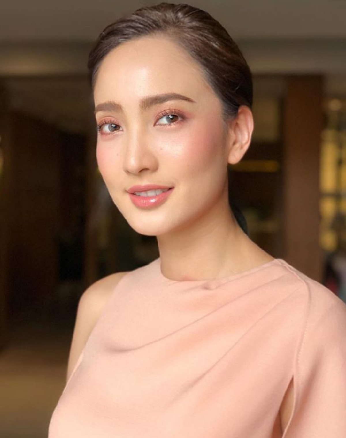 *กุลสตรีไทยโดยแท้!!! เปิด "5ซุปตาร์สาวของไทย" ชีวิตจริง ไม่ชอบ "พูดคำหยาบ" เลย!!! (ชมคลิป)