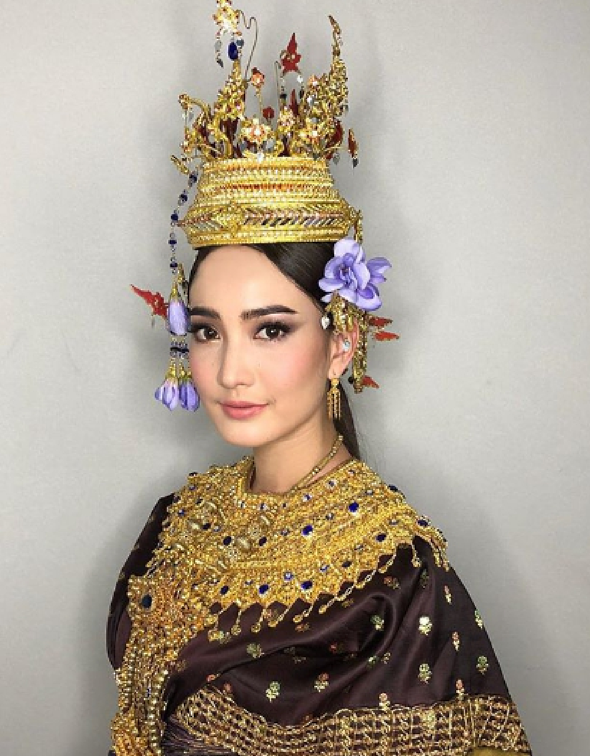 *กุลสตรีไทยโดยแท้!!! เปิด "5ซุปตาร์สาวของไทย" ชีวิตจริง ไม่ชอบ "พูดคำหยาบ" เลย!!! (ชมคลิป)