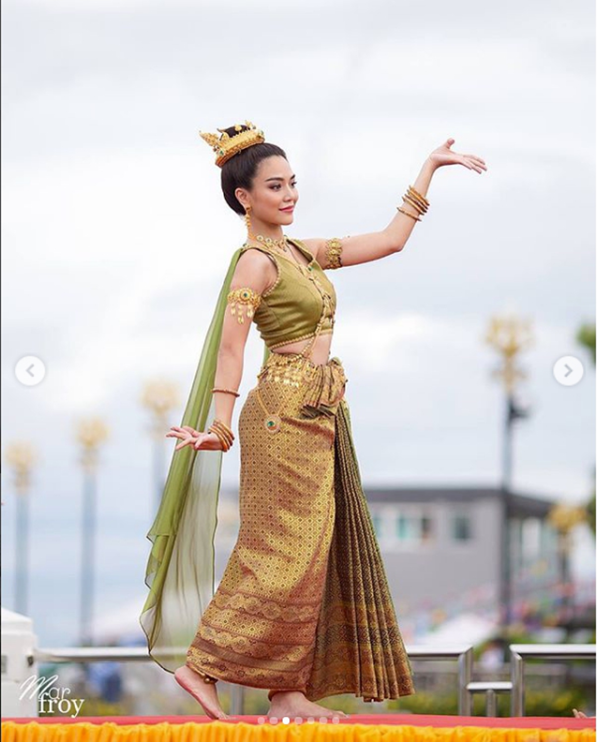 เฉิดฉายดั่งนางในวรรณคดี! ส่องภาพ "ปราง กัญญ์ณรัณ" รำบวงสรวงพญาศรีสัตตนาคราช