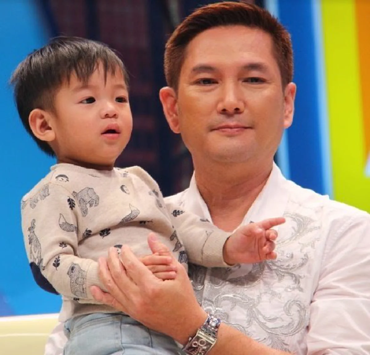 เปิด 10 เรื่องจริงของ "แพท ณปภา" นางเอกชื่อดัง ที่ชีวิตจริงยิ่งกว่าละครหลังข่าว !!