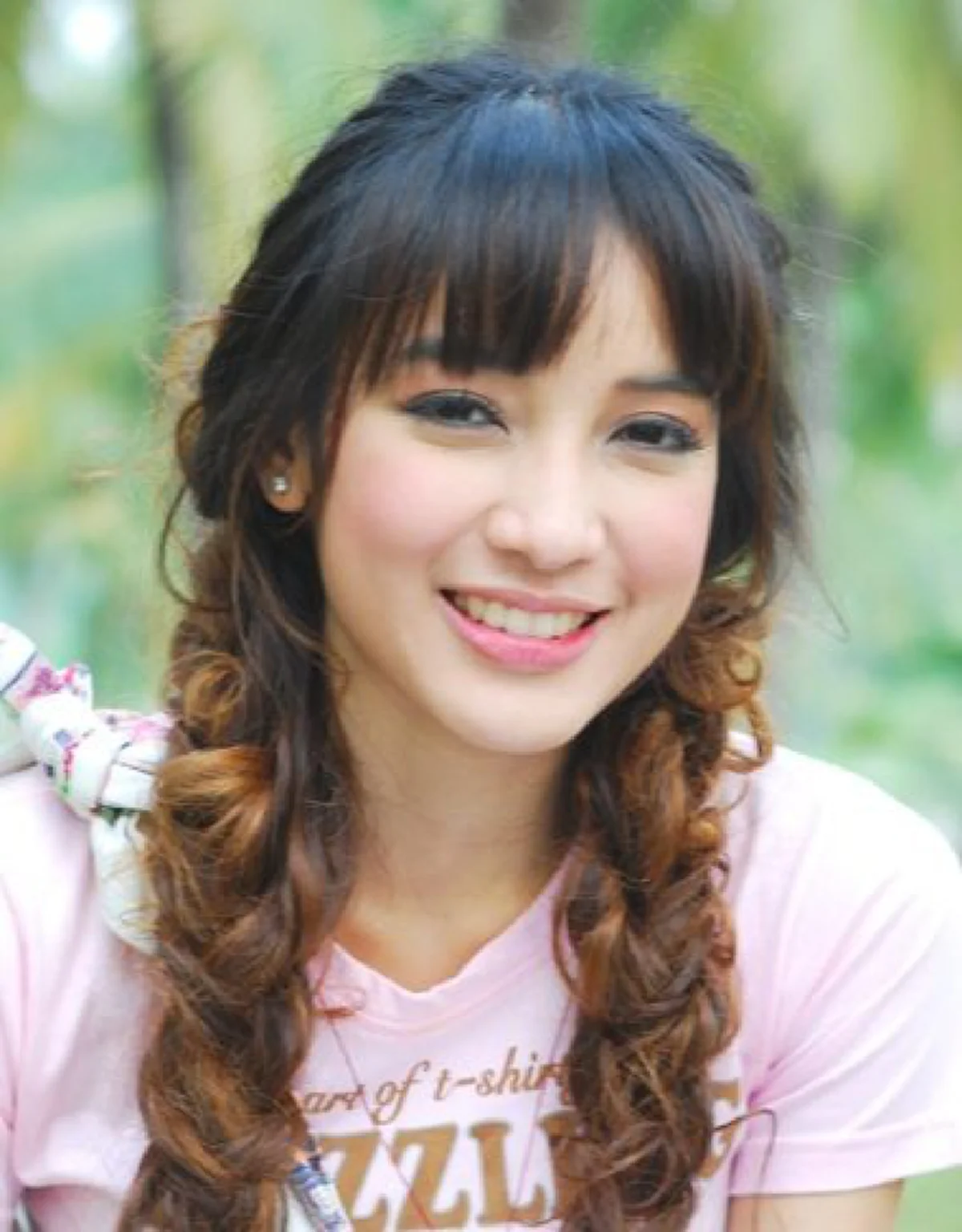 เปิด 10 เรื่องจริงของ "แพท ณปภา" นางเอกชื่อดัง ที่ชีวิตจริงยิ่งกว่าละครหลังข่าว !!