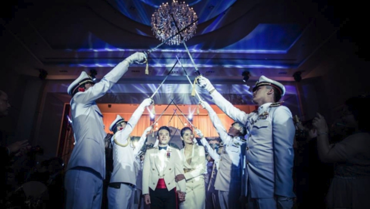 เปิดภาพ !! 8 งานแต่งงานของ "ดาราดัง" ที่ลอด "ซุ้มกระบี่" ฉลองสมรสอย่างยิ่งใหญ่ !!