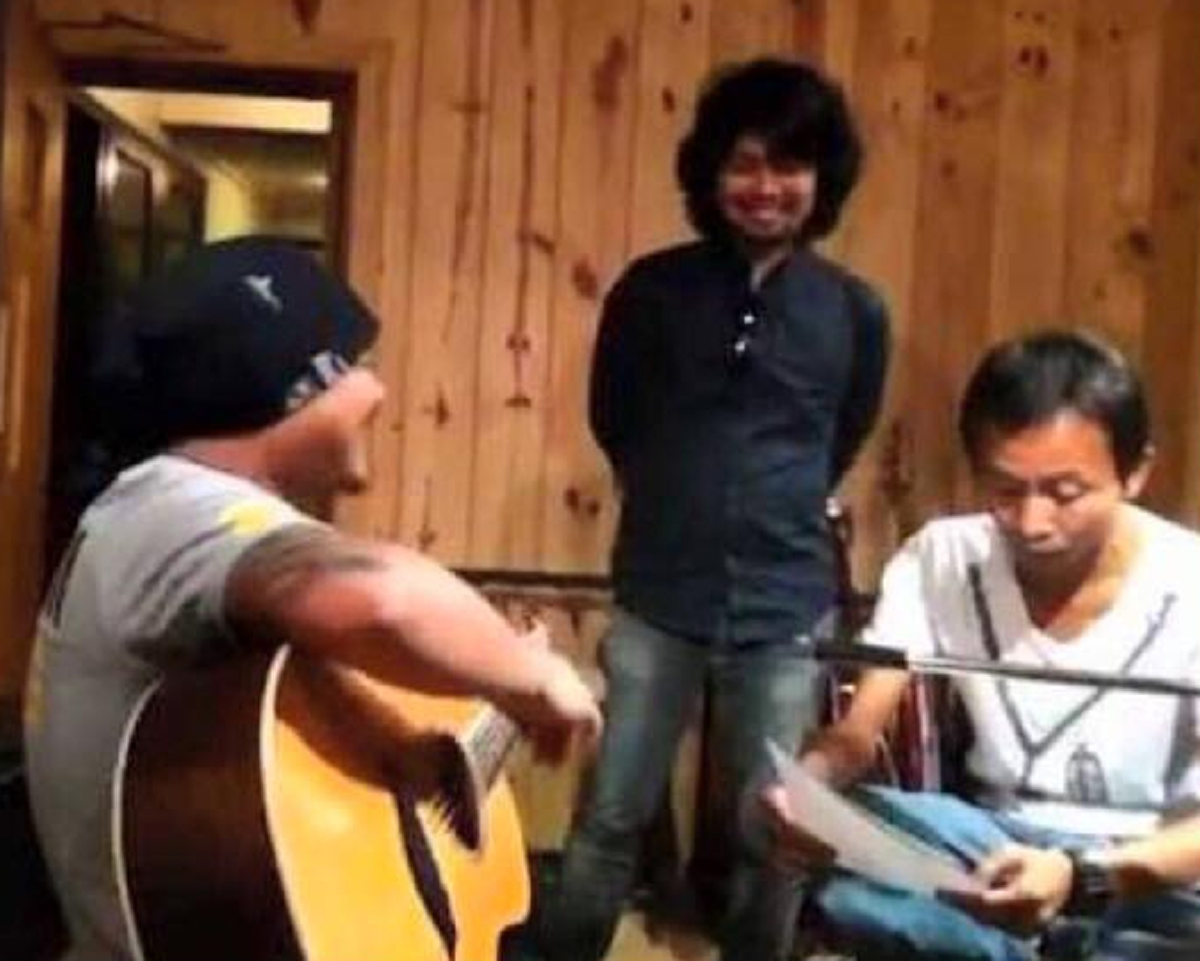 อู๊ด เป็นต่อ