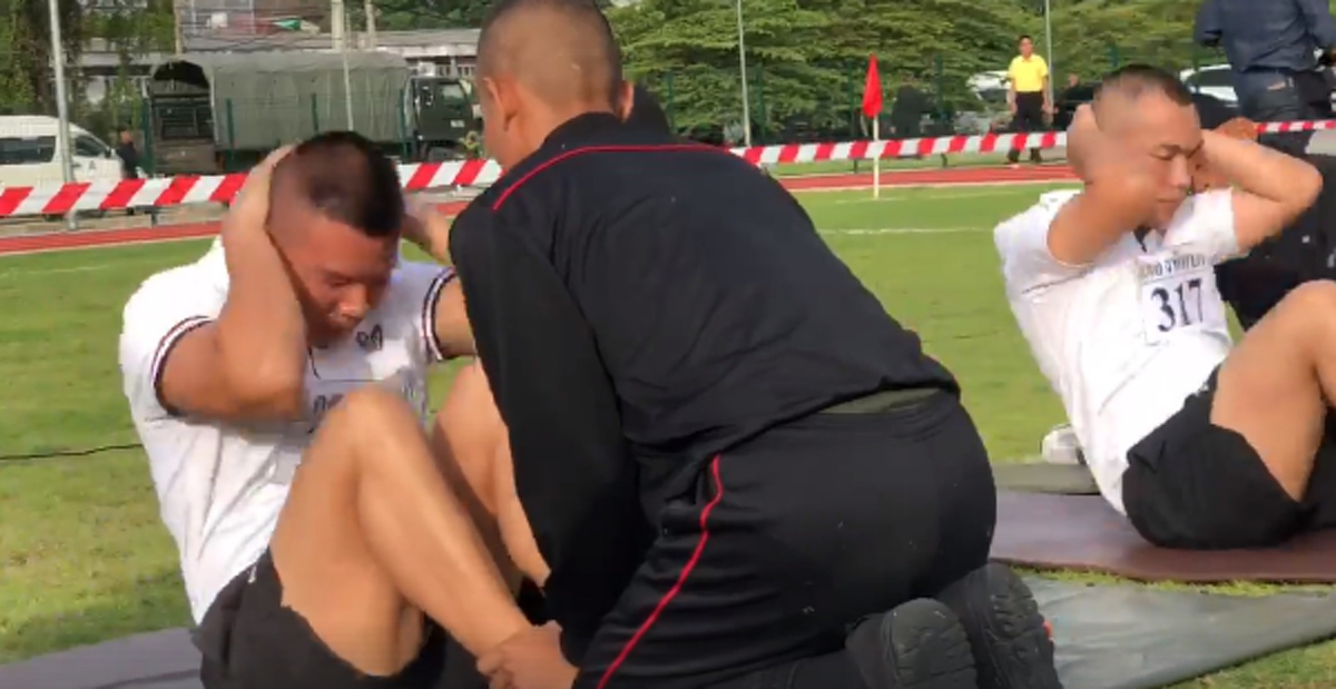 ยิ้มหล่อเลย หมอภาคย์เข้าทดสอบร่างกายผบ.กองพัน วิดพื้น ซิทอัพ ผ่านเกณฑ์ 100%