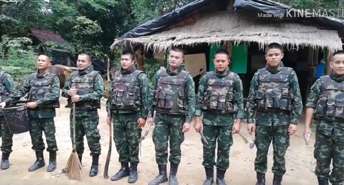 เขาทำยังไงกัน? เผยคลิป "ทหารชายแดน" บอกรักแม่ (คลิป)