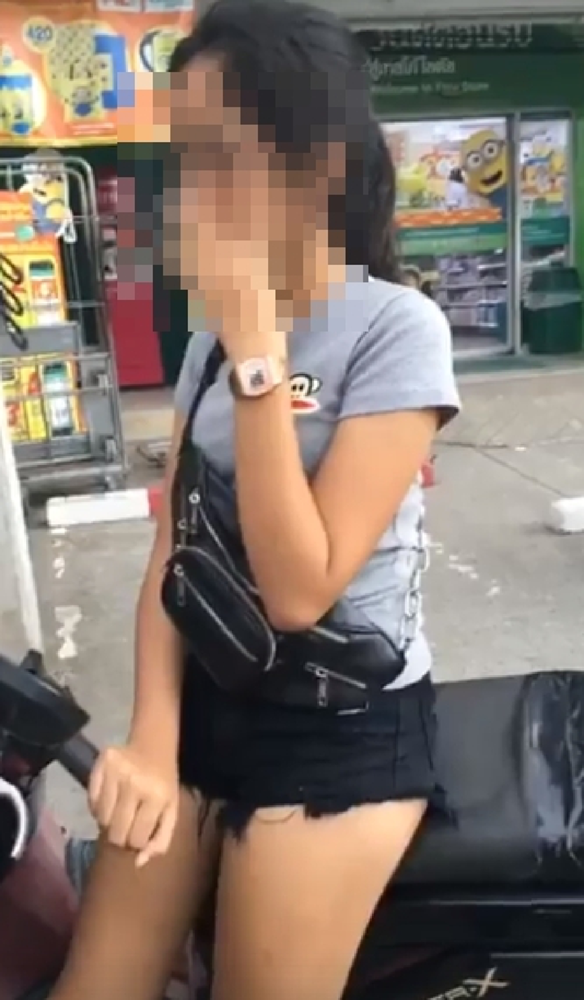 สาวพิเรนทร์ปลอมชื่อคนสวยประกาศขายตัวหวิดโดนตบ ซวยซ้ำกองปราบชี้โทษหนัก