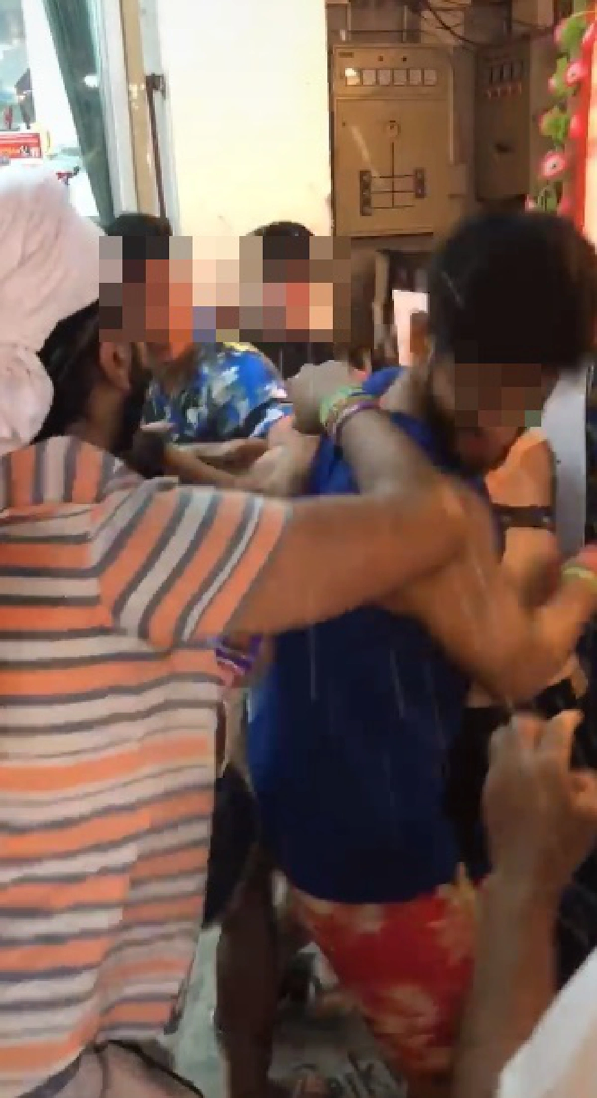 ฟังให้ครบด้าน สาวโต้เดือดโซเชียลถล่มด่าทำร้ายนักท่องเที่ยวฝรั่ง ยันหลักฐานพี่ชายโดนทำร้ายก่อน