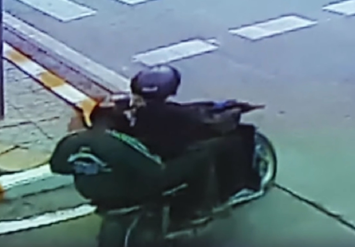 อำมหิต! เผยนาที "เด็กช่างมีนโปฯ" ซวยอริเพื่อนยิง 4 นัด ล้างแค้นผิดตัว!! (คลิป)