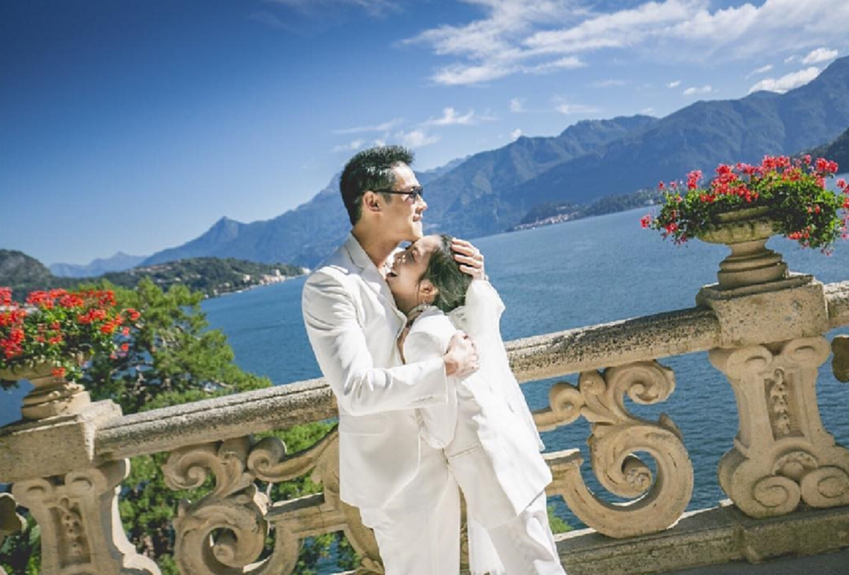 นาทีกลั้นน้ำตาไม่อยู่! กันต์ จัดให้ เซอร์ไพรส์คุกเข่าขอ พลอย แต่งงาน หวานกลางทะเลปารีส!