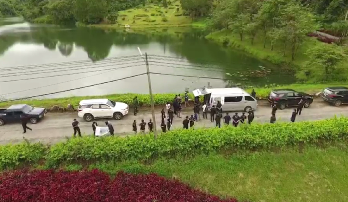 เปิดคลิปมุมสูง! "รังเย็น" อาณาจักรเปรมชัย 6,000 ไร่ จากโดรนความละเอียดสูง ป่าปิดทึบซ่อนในหุบเขา ตบตาเจ้าหน้าที่