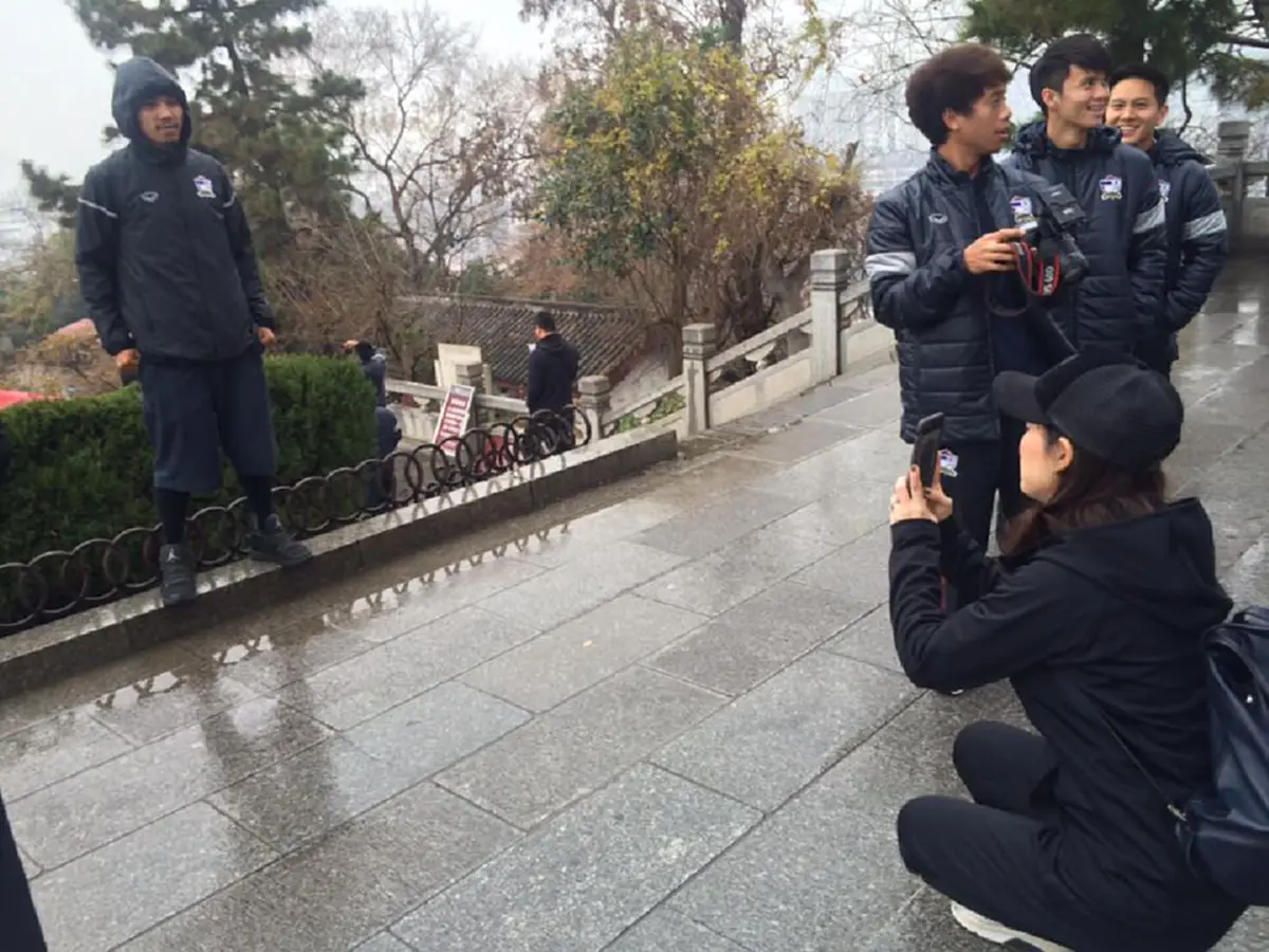 ภาพความน่ารัก และความสวย ความเก่ง ของเธอคนนี้ "มาดามเดียร์" วทันยา วงศ์โอภาสี อดีตผู้จัดการทีมชาติไทย รุ่นอายุไม่เกิน 23 ปี (เจอดี - คลิป)