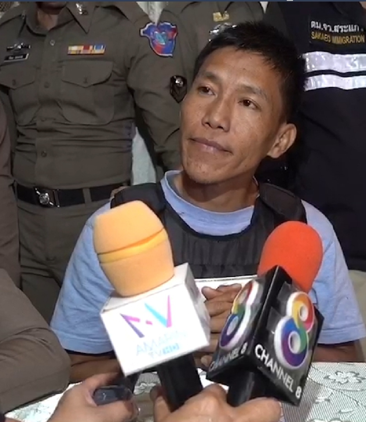 "กนก" ซัดชุดใหญ่ "โอ๊ค พานทองแท้" หลังอวดอ้าง จับมือบึ้มกปปส.ได้เอาไป10ล้าน สุดท้ายหายเงียบ ไร้น้ำยา?