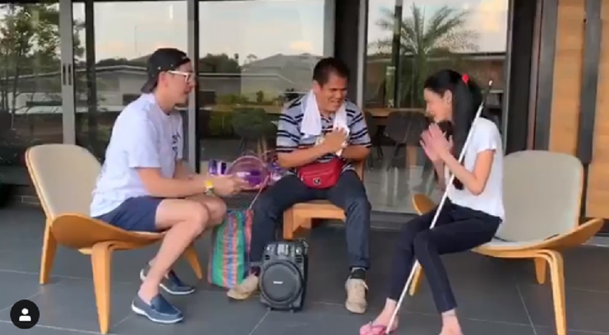ชายพิการขอบคุณ