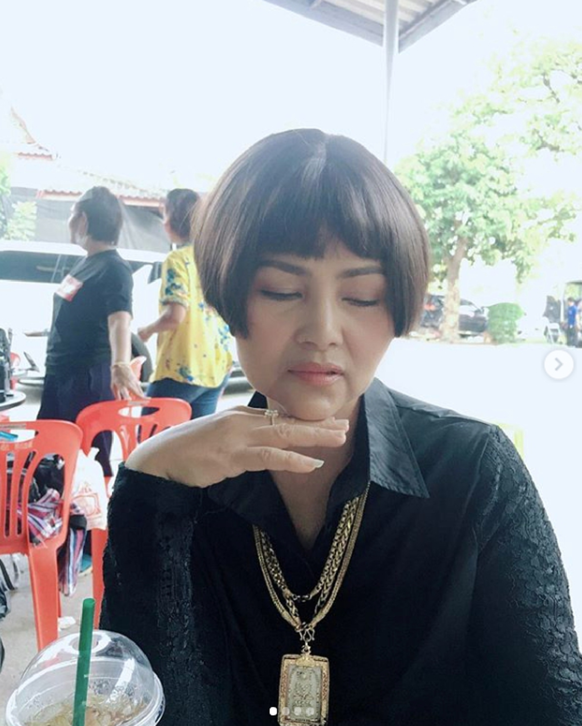 สุนารี ราชสีมา โชว์ผมสั้นเปรี้ยวกระชากวัย