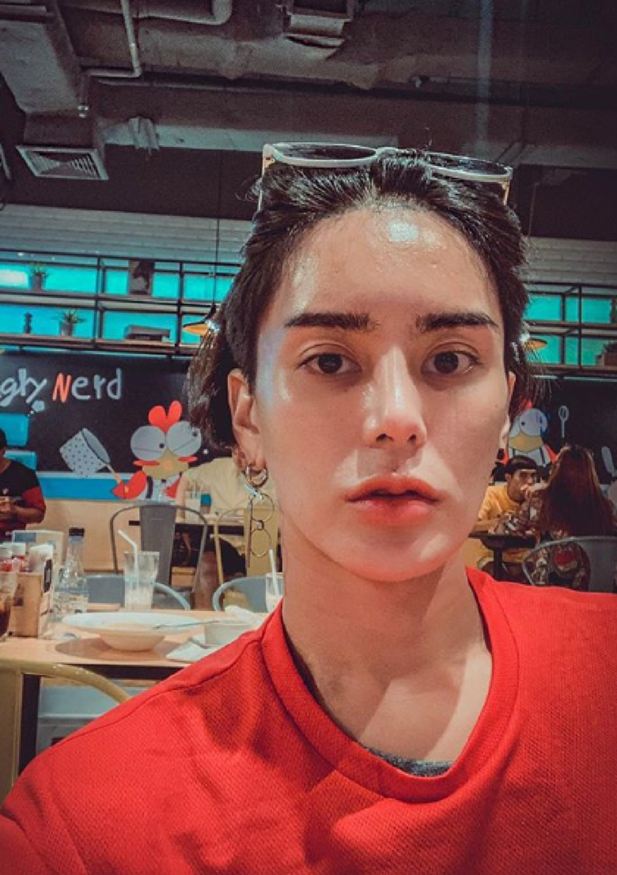 รองมิสทิฟฟานี่ กลับตัวเป็นผู้ชาย