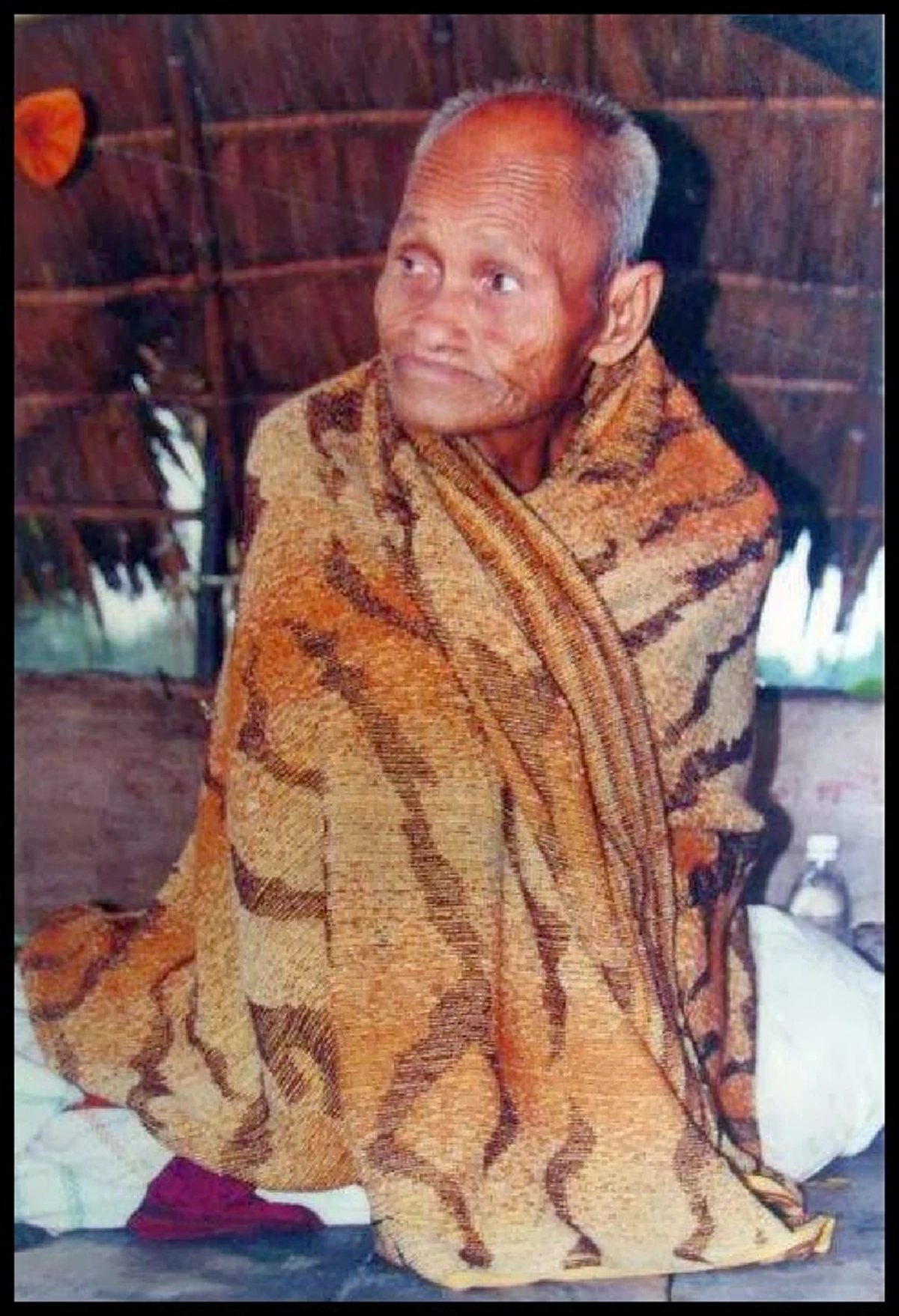 ต้องขึ้นบนเขากุเลน..กว่าจะได้มา พระคาถาอัญเชิญญาณบารมี " หลวงปู่สรวง เทวดาเดินดิน"ไว้ป้องกันภัย มีเงินใช้ไม่ขาดมือ..ดีแน่นอน.