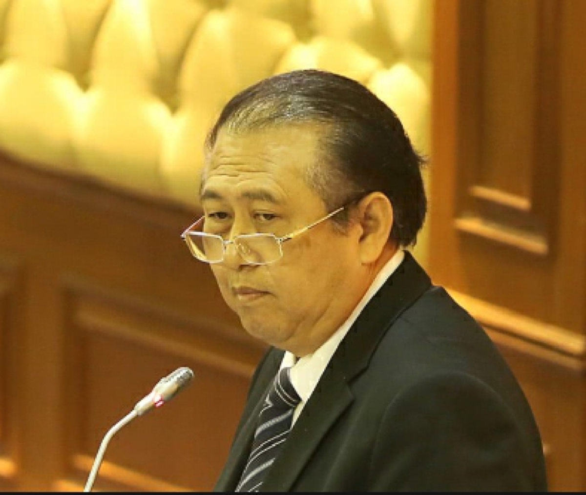 เสรี สุวรรณภานนท์ ชี้ชัด รัฐบาลเสียงข้างน้อยอยู่ได้ แต่ต้องไม่โกง