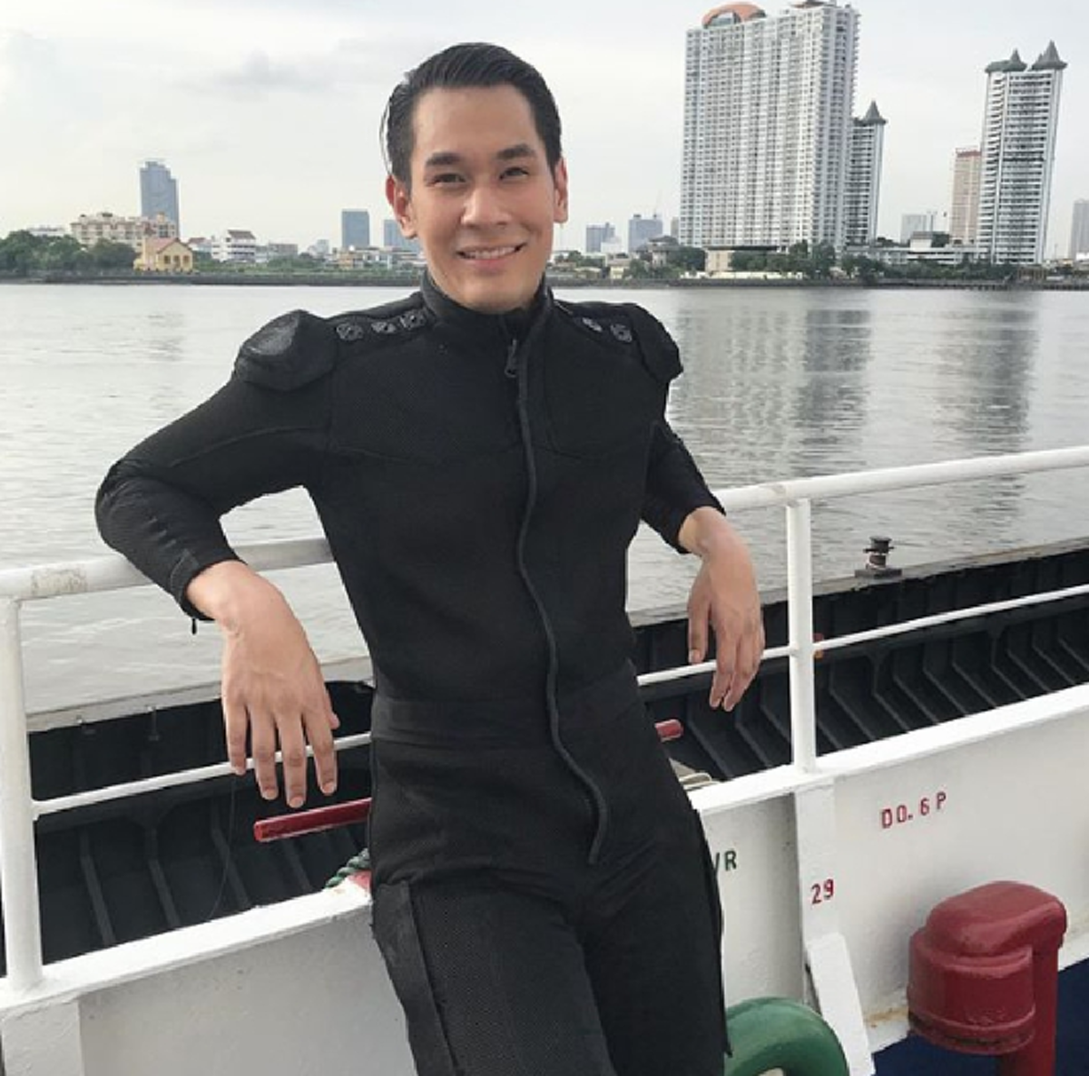 อ๋อม อรรคพันธ์