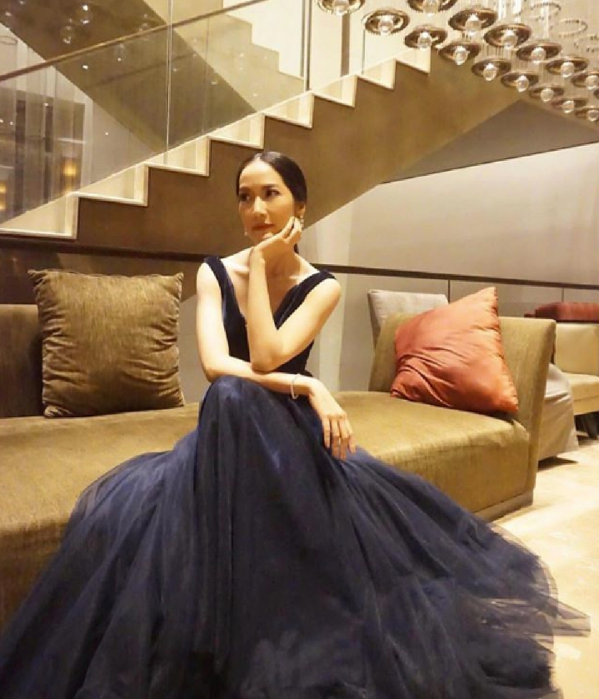 เบนซ์ พรชิตา โพสต์ภาพย้อนความหลัง แต่ละคนดีกรีตัวท็อปของวงการ