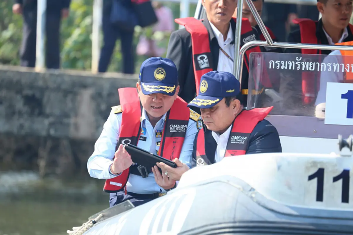 "บิ๊กตู่" นำทีม ครม.ลงเรือ เยี่ยมชมมรดกผืนป่าชายเลนภาคตะวันออก และ การบริหารจัดการน้ำ "บ้านเปร็ดใน" จ.ตราด