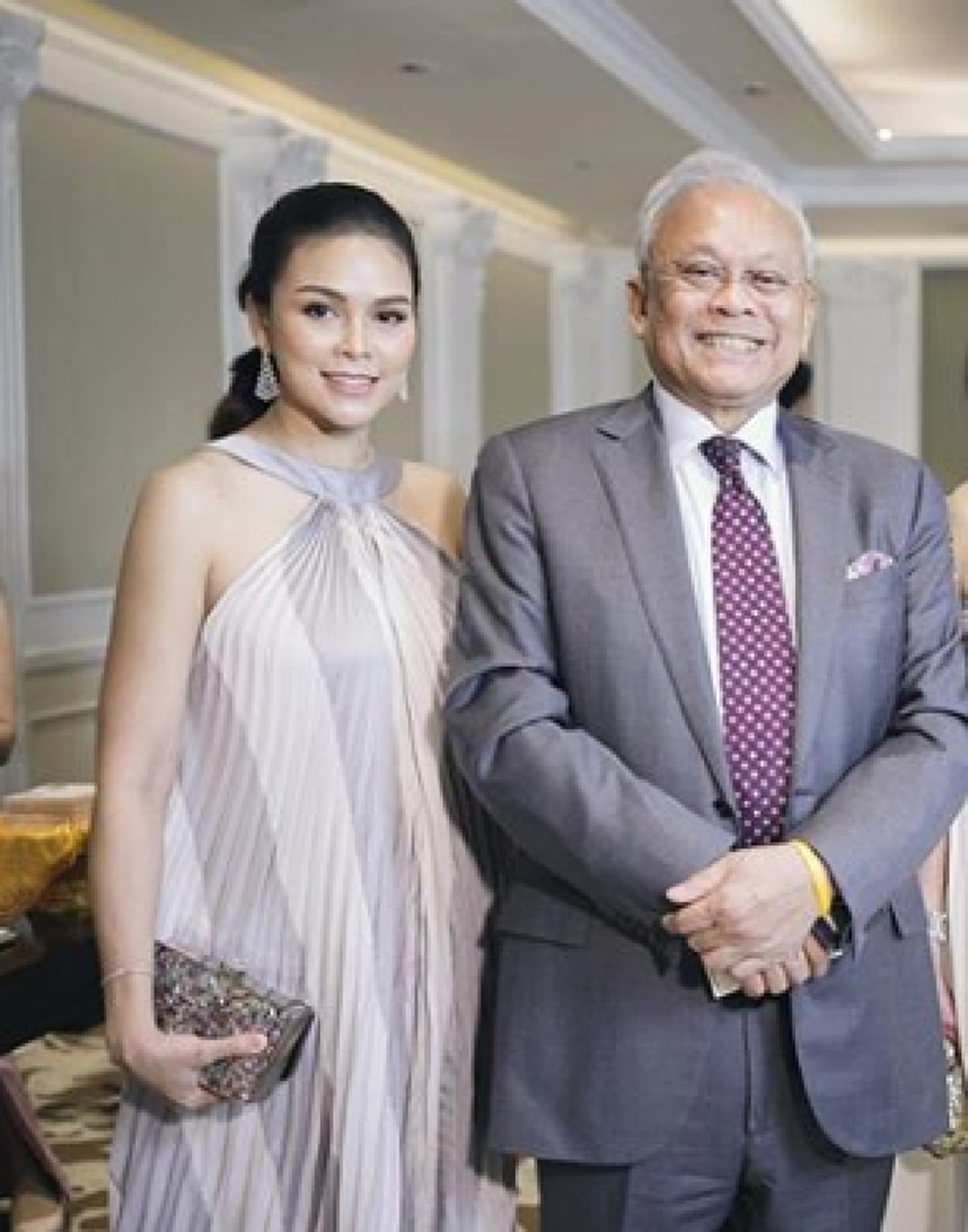 ด่วน ลูกเขยสุเทพ เทือกสุบรรณ ติด covid 19