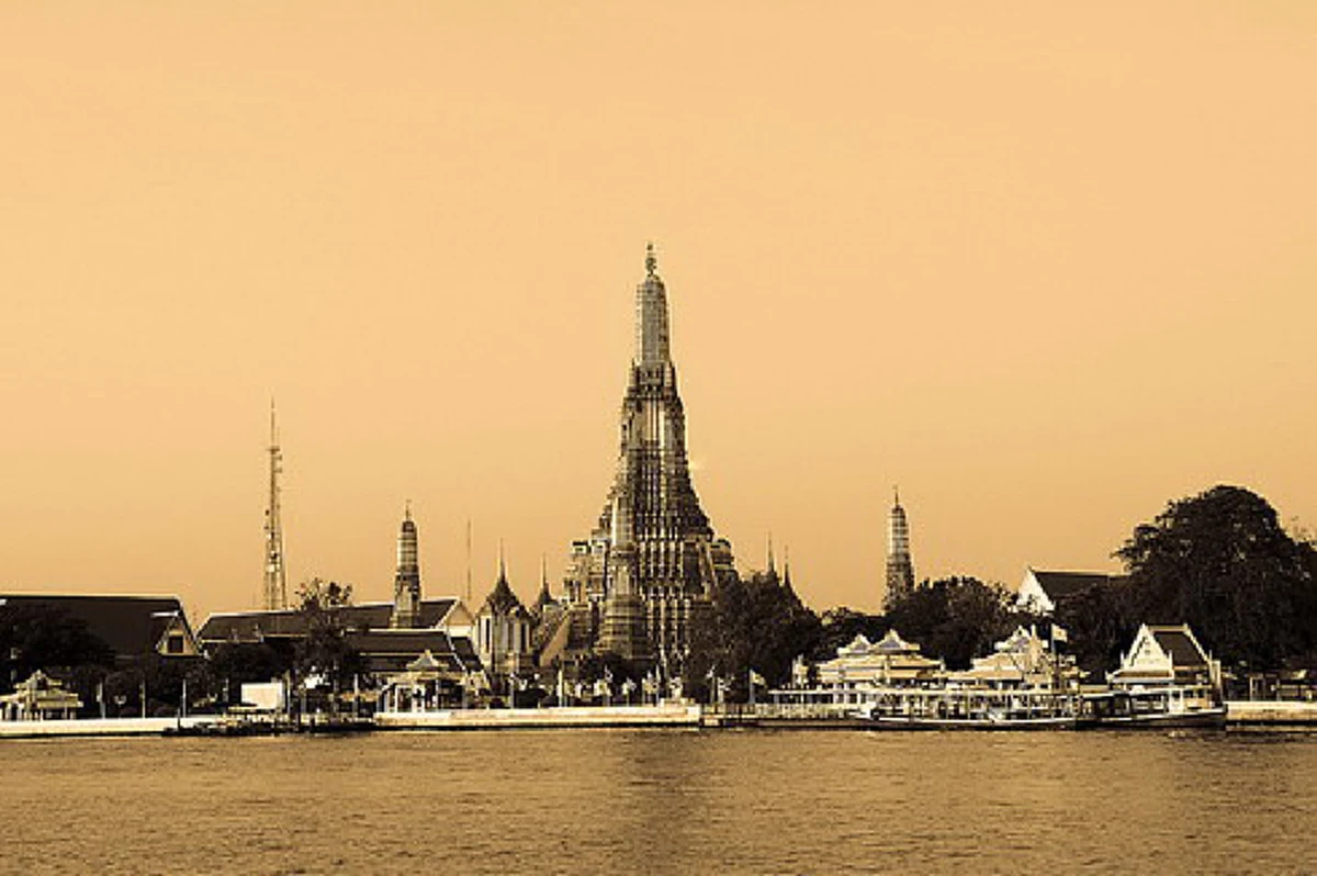เปิดประวัติ "พระยาราชสงคราม" ผู้บูรณะพระปรางค์วัดอรุณฯ ถวาย ร.๕ เผย..ยังเป็นนายช่างสร้าง "พระที่นั่งวิมานเมฆ" และ "เรือพระที่นั่งสุพรรณหงษ์"