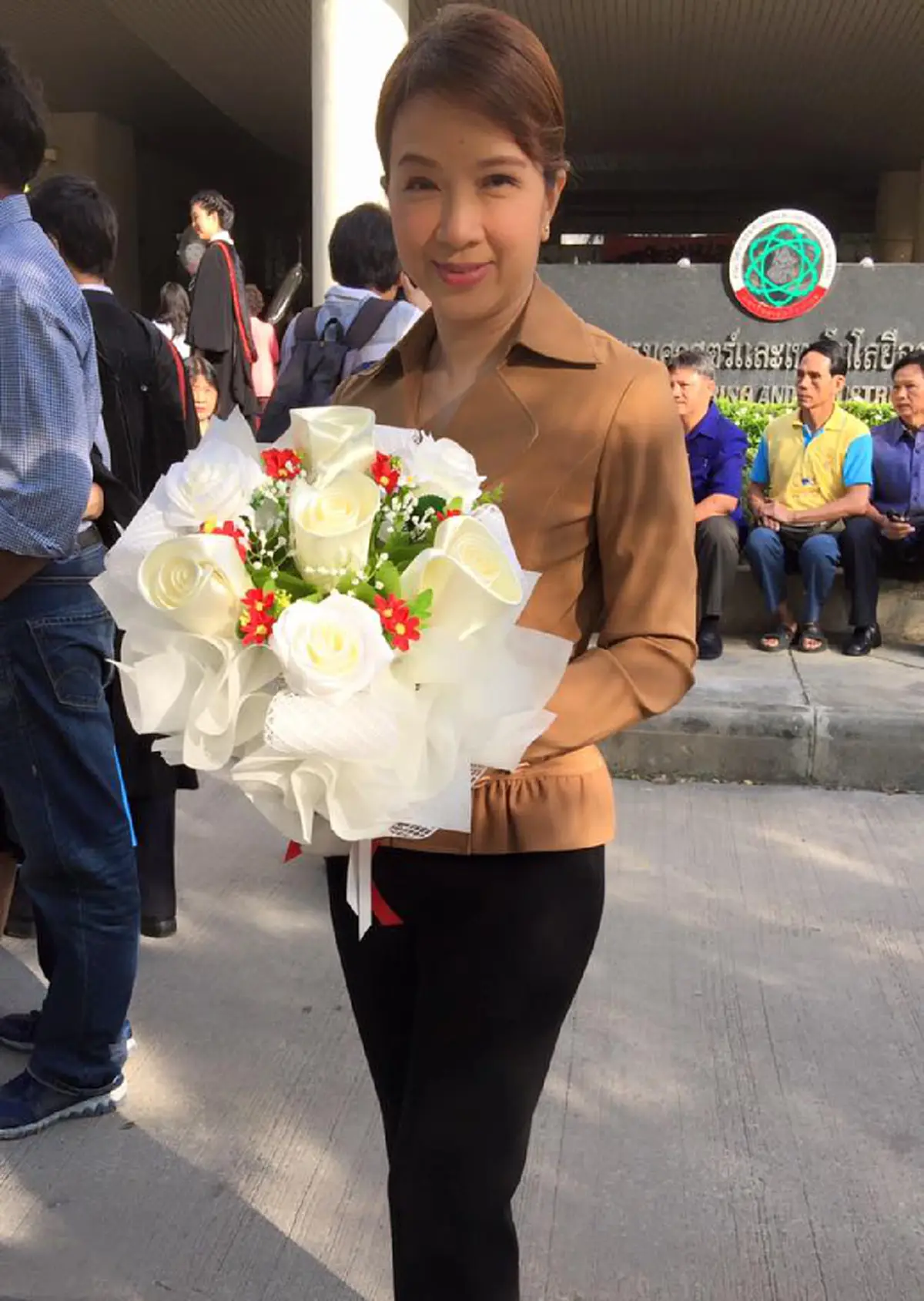 ตะปุปะต๊ากกาเดน่!? หายไปนานมาก! พิธีกรสุดเฟี้ยว! แห่ง "Show time by ศศิธร" กับภาพล่าสุด? ที่เห็นแล้วอึ้ง! จนแทบไม่อยากเชื่อสายตา! [ภาพ]