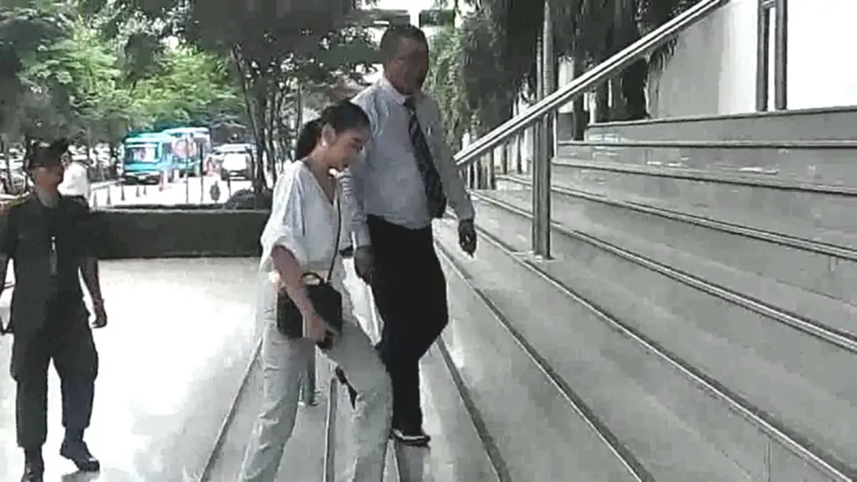 แพทณปภา มารายงานตัวที่ศาลผัดสุดท้าย ก่อนอัยการมีความเห็นสั่งฟ้องหรือไม่