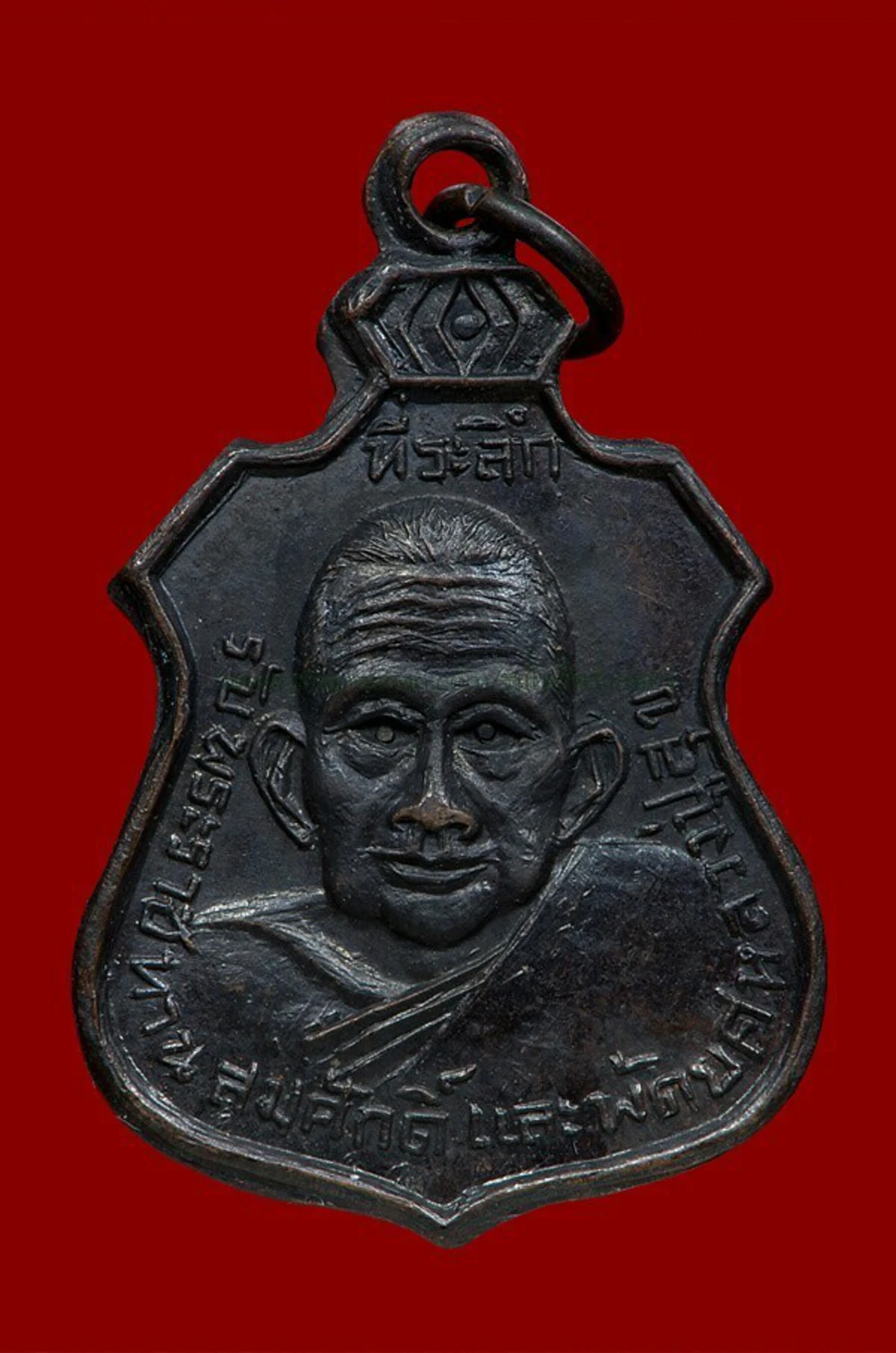 ด้วยความศรัทธายิ่ง.."หลวงปู่สุข" ตชด.ท้าทายให้เพื่อนยิงด้วยลูกซอง จนทนไม่ได้ ซัดเต็มเหนี่ยว เสื้อพรุนทั้งตัว..รู้สึกเหมือนทรายซัด.