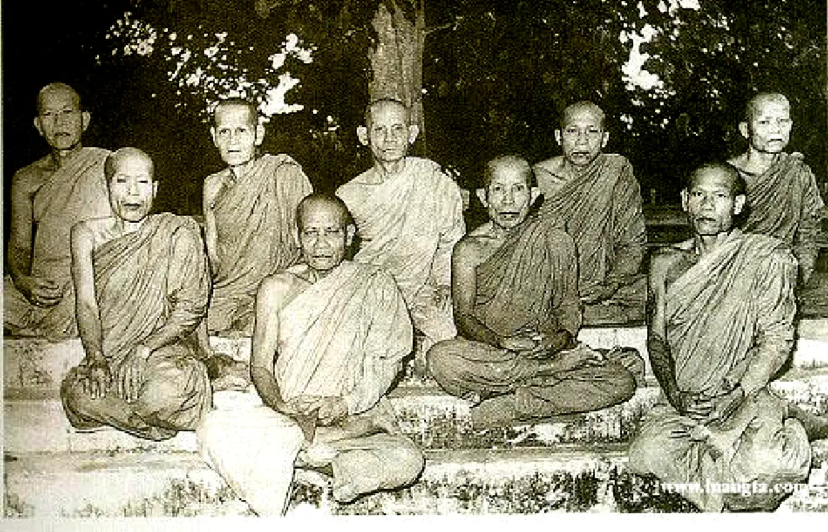 หลวงปู่ขาว!!! ยืนยัน พระภิกษุทั้งหลายที่หลุดพ้นจาก “อารมณ์แปดอย่าง” จะพบกับหนทางพ้นทุกข์ดุจเดียวกับพรุทธเจ้าและพระสาวก