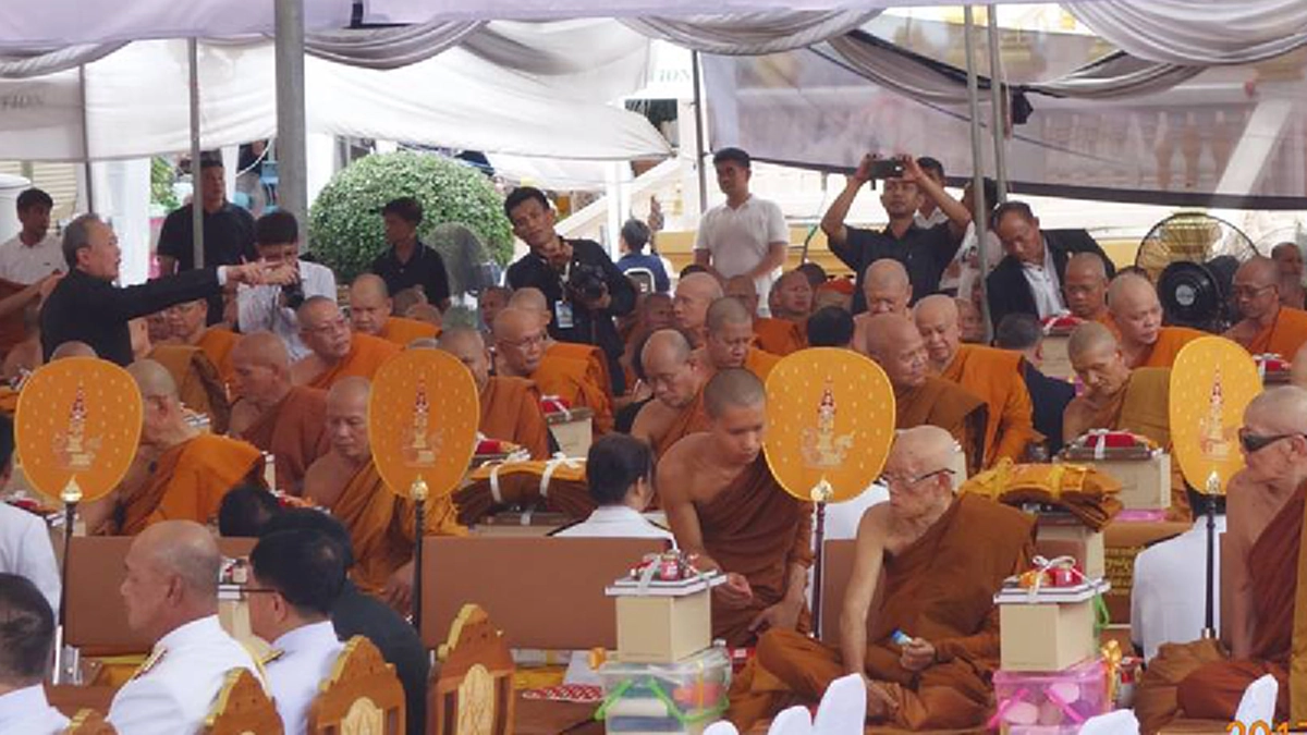 ประชาชน-พระสงฆ์จำนวนมาก เดินทางร่วมพิธีพระราชทานเพลิงสรีระสังขารหลวงปู่จันทร์ศรี ที่วัดโพธิสมภรณ์ พร้อมรอรับเสด็จพระองค์ภาฯ และสมเด็จสังฆราช