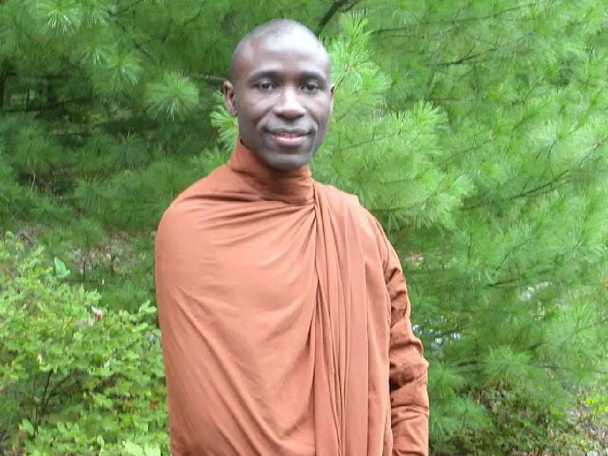 น่าศรัทธายิ่ง "พระพุทธรักขิตะ" ภิกษุจากยูกันดา  ผู้ไม่เคยย่อท้อ เคยศึกษาพุทธศาสนาในประเทศไทย..วันนี้ขอเดินหน้าเผยแผ่พุทธศาสนาในแอฟริกาต่อไป