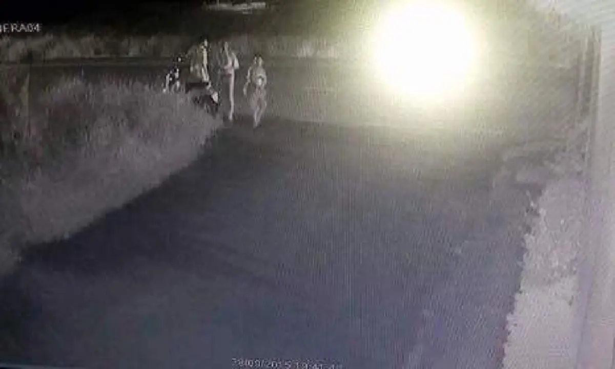 ฟังแล้ว...มันสะเทือนใจ!! คลิปเสียง "น้องเปิ้ล" ร้องโหยหวนหลังถูกแทง17แผลจนตายสลด เพจดังงัดข้อมูลจี้หนักหวังรื้อคดีจับฆาตกรตัวจริง!! (ชมคลิป)