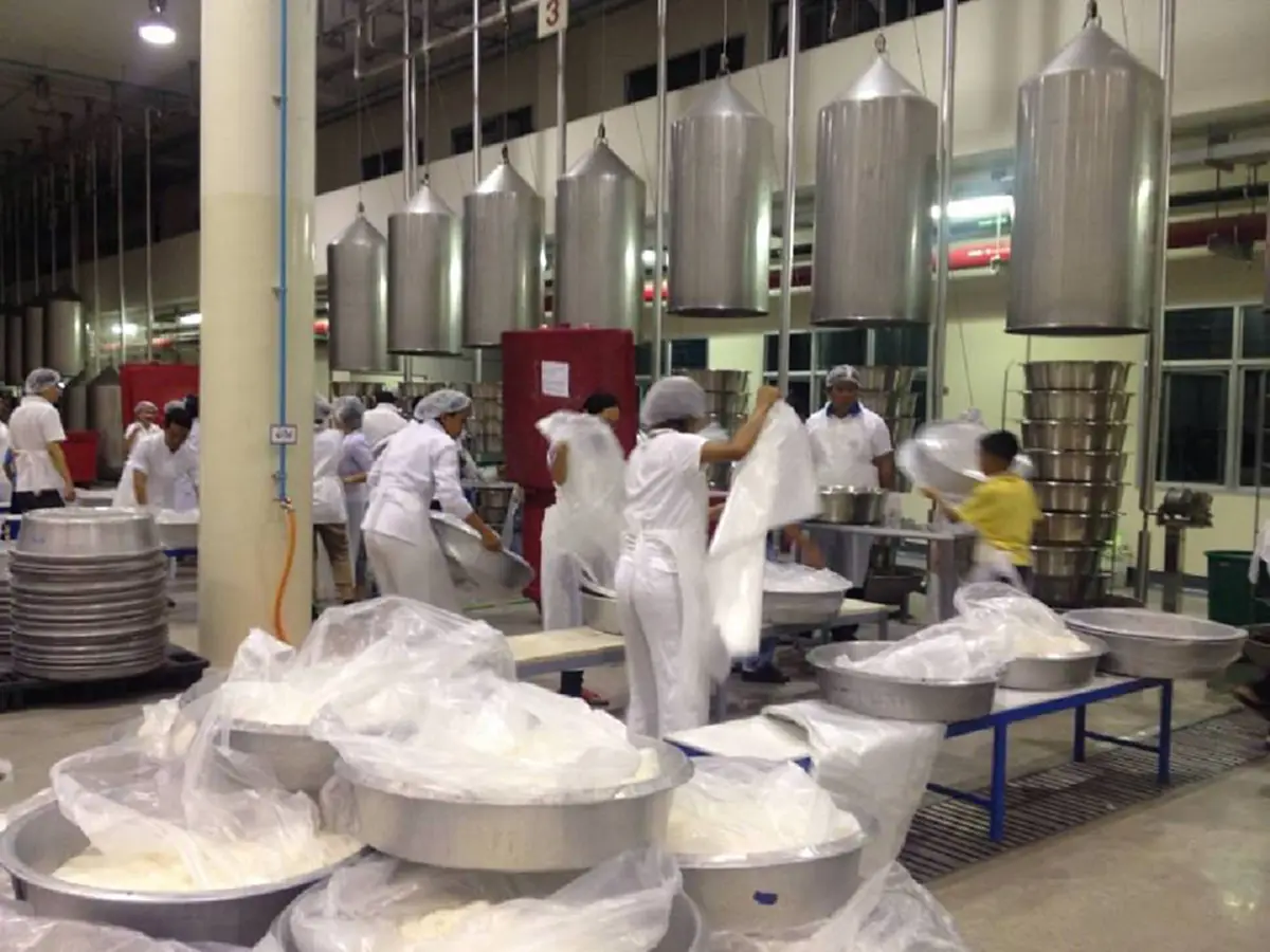 เลิกสร้างภาพโดนม.44อยู่ลำบาก !!! เพจดังแฉวัดธรรมกาย คือมหาขุมทรัพย์พระธัมมชโย หรูหราอลังการขนาดโรงแรม 5 ดาว ยังชิดซ้าย!!