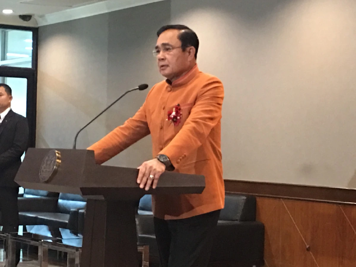 ประยุทธ์เผย อาจจะต้องชะลอ “โครงการสร้างโรงไฟฟ้าเทพา” ออกไปก่อน สั่งรมว.พลังงานดำเนินการพร้อมชี้แจงอย่างเป็นทางการอีกครั้ง บอกเรื่องคดีค