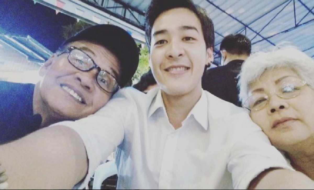 อนุโมทนา..สาธุ!!! สุดซาบซึ้ง "หม่อมเหยิน" อดีตดาราตลกชื่อดัง เปิดใจ! ขอบวชตลอดชีวิต ถวายเป็นพระราชกุศล ในหลวง ร.9 !!! (มีคลิป)