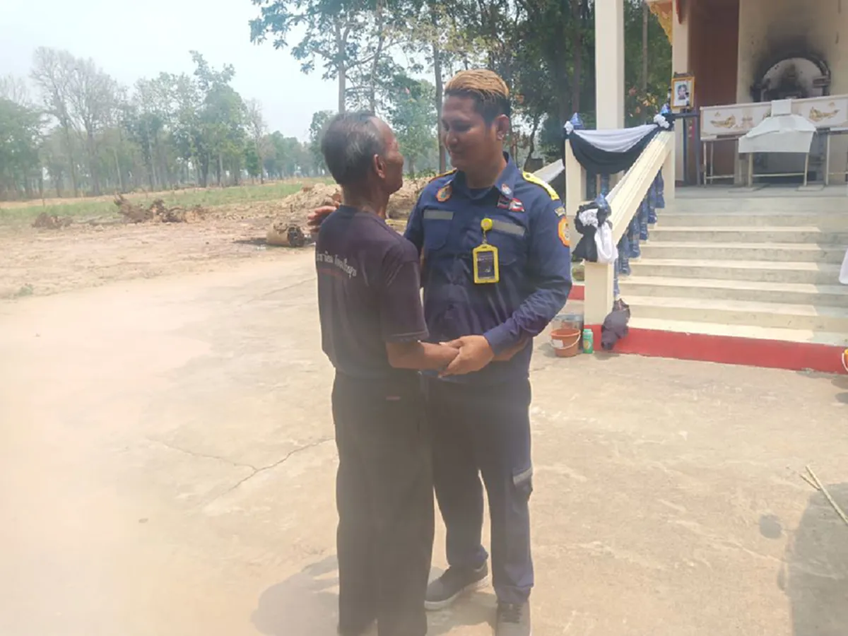 กู้ภัยสยาม บุรีรัมย์ ทำมากกว่าหลายคนคิด หลังช่วยทุกอย่าง จนตาเสาร์ ถึงน้ำตาคลอ