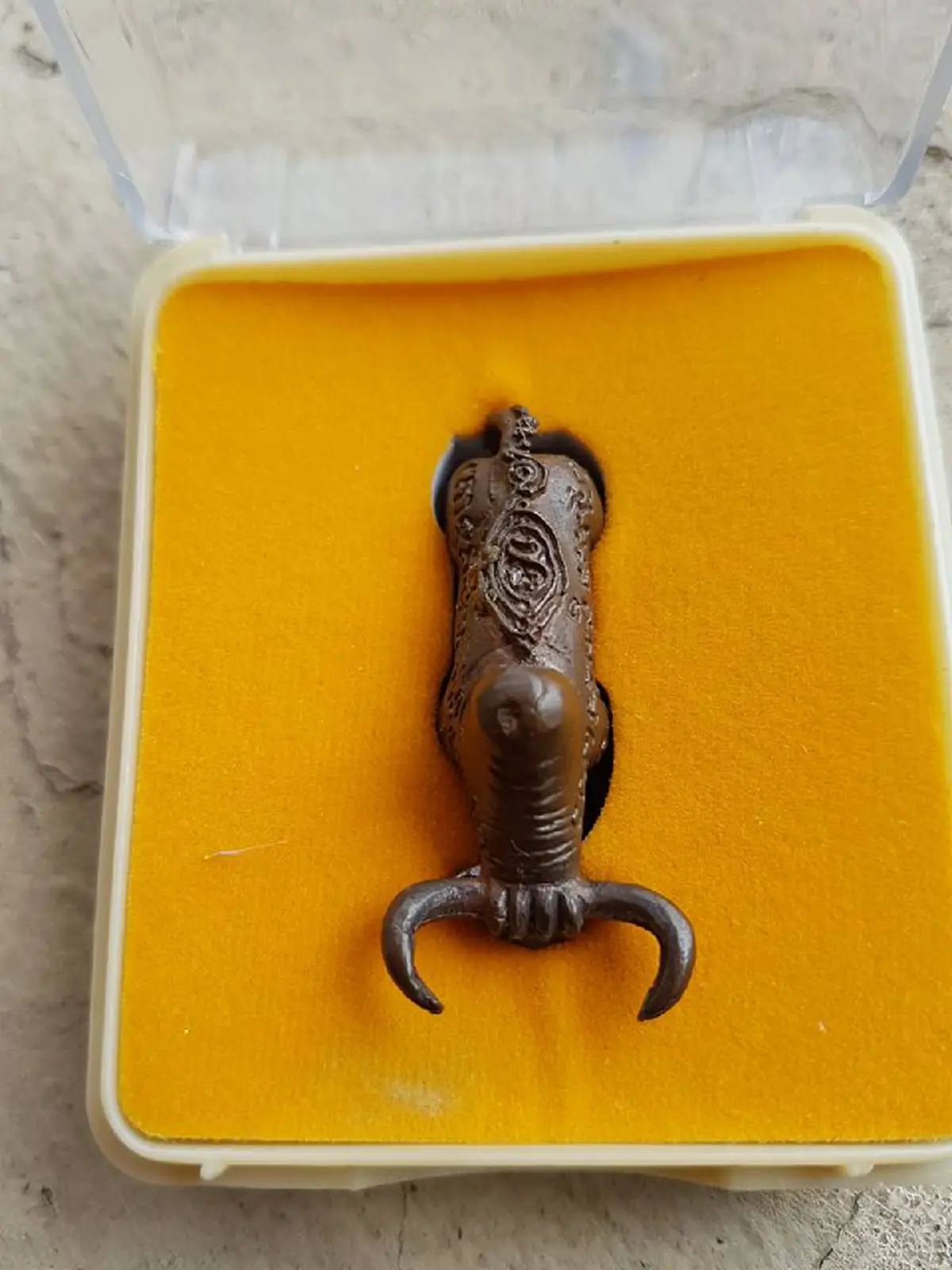 วัวธนู!!!ของอาถรรพ์ที่มีจริง!"หลวงปู่เผือดวัดมะกอก" คุ้มครอง เฝ้าบ้าน ค้าขาย ได้ทุกอย่าง ไม่เชื่อลองดู แล้วจะรู้ว่าท่านเก่งขนาดไหน!