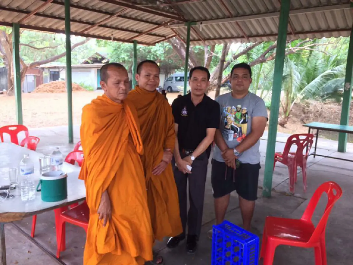 บทเรียนชาวเน็ต!! พระสงฆ์ในภาพฉันโซดา ถูกมโนดื่มสุราอโหสิกรรมมือโพสต์แล้ว หลังเจ้าตัวโร่กราบขออภัยบาปอย่างแรง!?!