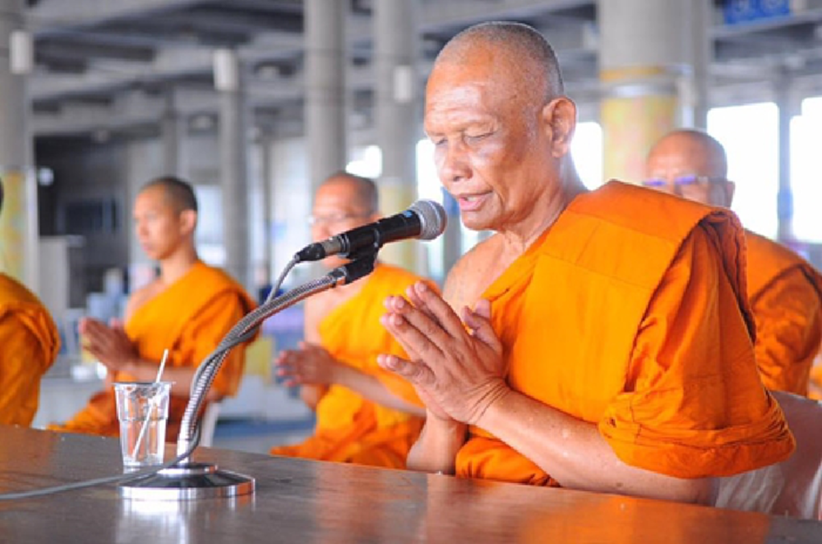 โซเชียลยังระอุไม่เลิก !!! พระครูมงคล เจ้าคณะอำเภอคลองหลวง ผู้ไม่ให้ หนุ่มสักหน้าบวช ชี้แจงเหตุผล !!! ไม่ได้มีอคติกับคนสัก !!!