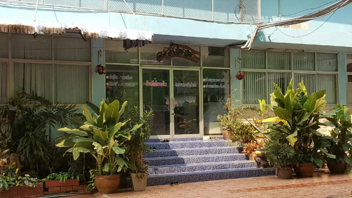 สุดระยำ!! พ่อแม่จูงลูกสาว ป.6 ขึ้นโรงพัก หลังครูประจำชั้นเรียกเข้าห้องวันละ 2 เวลา จนเด็กหวาดผวาไม่อยากไปเรียนมีเด็กเป็นเหยื่อกว่า 10 ราย