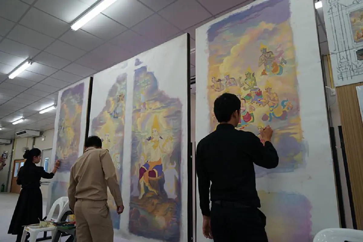 งดงามสมพระเกียรติ..."นารายณ์อวตาร ๘ ปาง - จิตรกรรมฉากบังเพลิง" บนพระเมรุมาศ ในหลวงรัชกาลที่๙ เปรียบพระองค์ทรงปราบทุกข์เข็ญของราษฎร