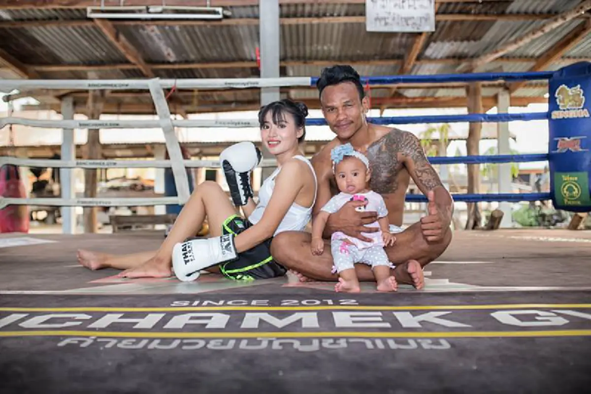 อิจฉาตาร้อน !!! เปิดวาร์ป"คู่ชีวิต"ของอิ๊คคิวซัง โหดขั้นเทพ...บอกเลยน่ารักสุดๆ ! (มีภาพ)