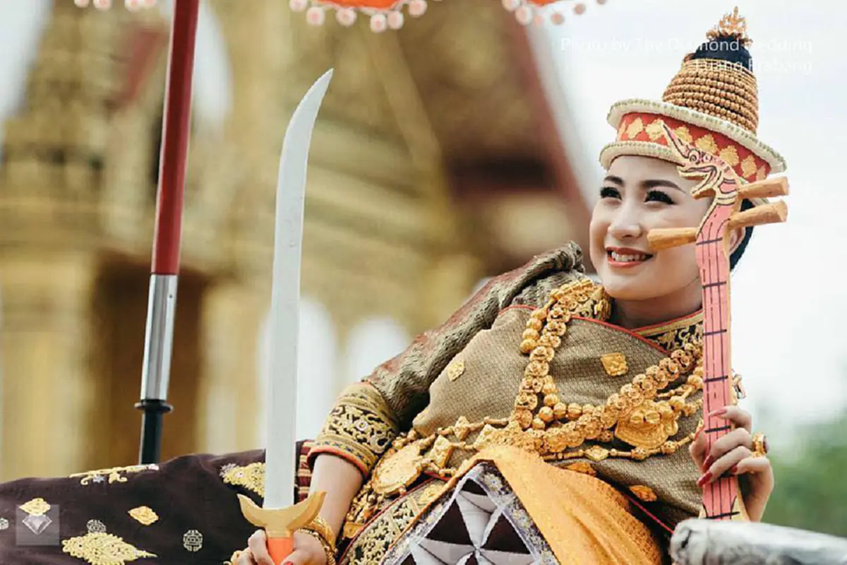 น่าฮักหลาย สาวลาว! ชมนางสังขาน (นางสงกรานต์) หลวงพระบาง - เวียงจันทน์ ปีนี้ที่ลาวนางสงกรานต์ก็ดุเดือด อุบัติเหตุมาก!