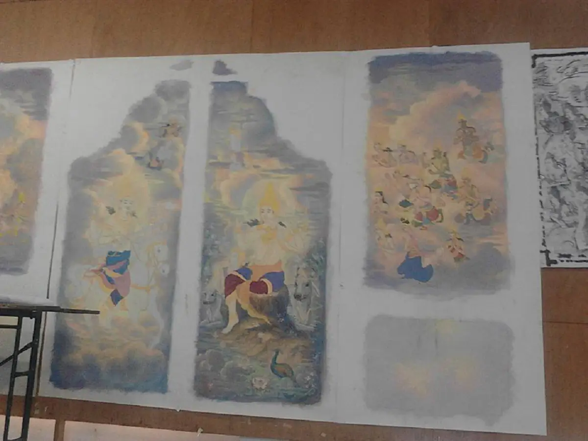 งดงามสมพระเกียรติ..."นารายณ์อวตาร ๘ ปาง - จิตรกรรมฉากบังเพลิง" บนพระเมรุมาศ ในหลวงรัชกาลที่๙ เปรียบพระองค์ทรงปราบทุกข์เข็ญของราษฎร