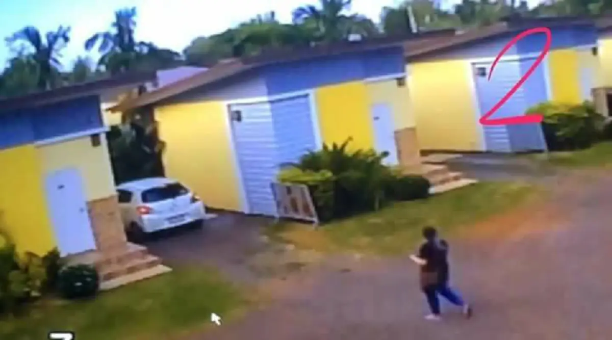 เศร้าสุดๆ!!ครอบครัวใจสลายเจอแล้วร่างไร้วิญญาณ "น้องรัน" นักศึกษาหายตัวไปนาน 18 วัน สภาพศพโดนฆ่าโหดเผาฝังดิน!?! (คลิป)