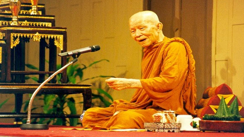 เคล็ดลับการทำบุญ!!!...ให้ได้บุญตามแบบฉบับหลวงตามหาบัว อยู่ที่ไหนเป็นสำคัญ?มาอ่านดู#การทำบุญให้ได้บุญ