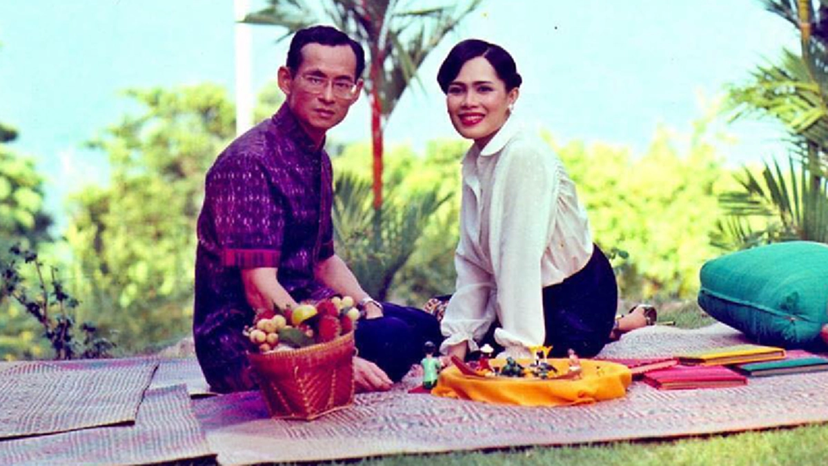 “พระราชินีของไทย” มีหน้าที่ ต้องปฏิบัติตนและวางองค์แบบไหน? ผู้ทรงเป็นต้นแบบของพระบรมราชินีนาถทรงบอกไว้